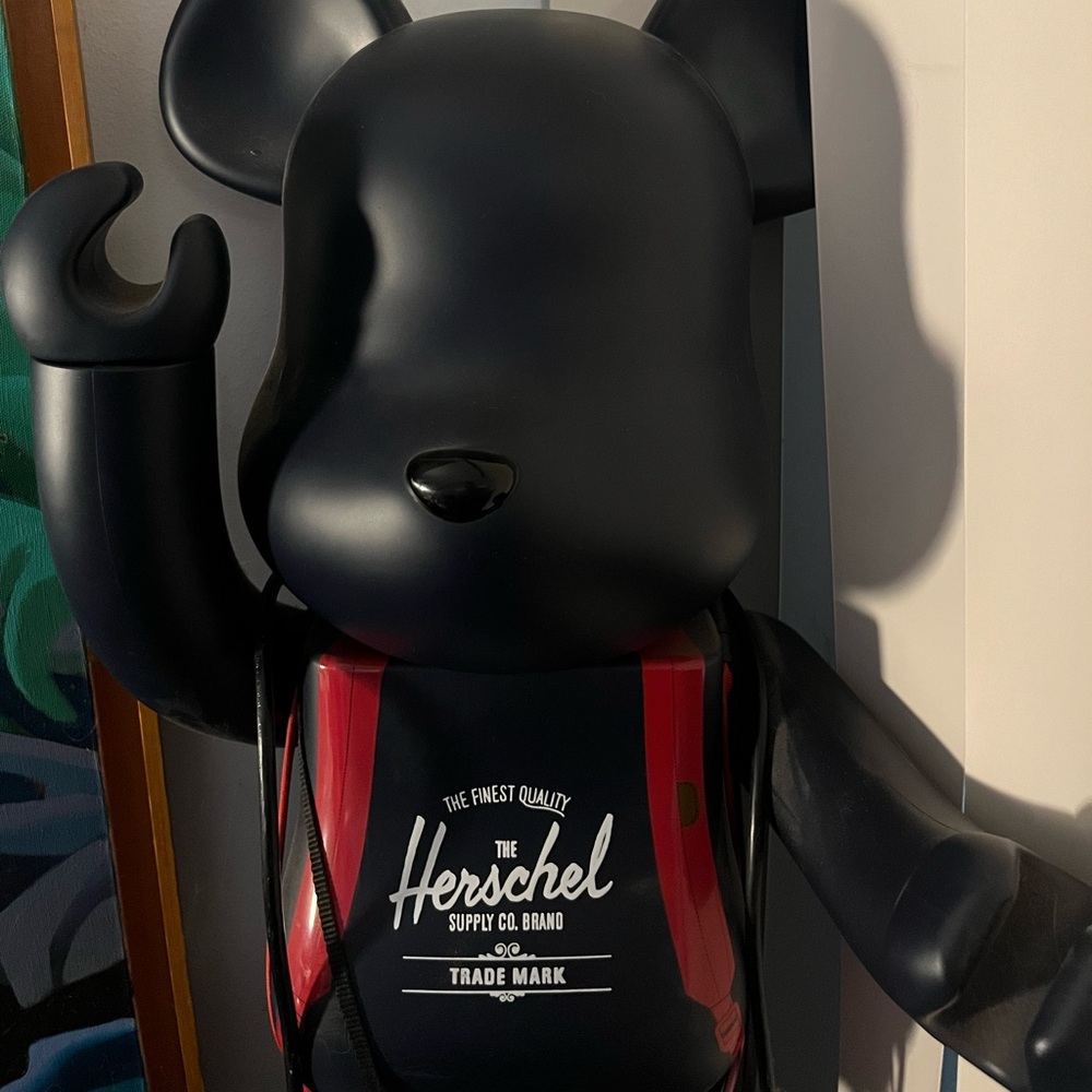 Herschel Supply Company X BearBrick 1000%